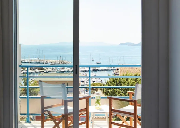 California Hotel 2*